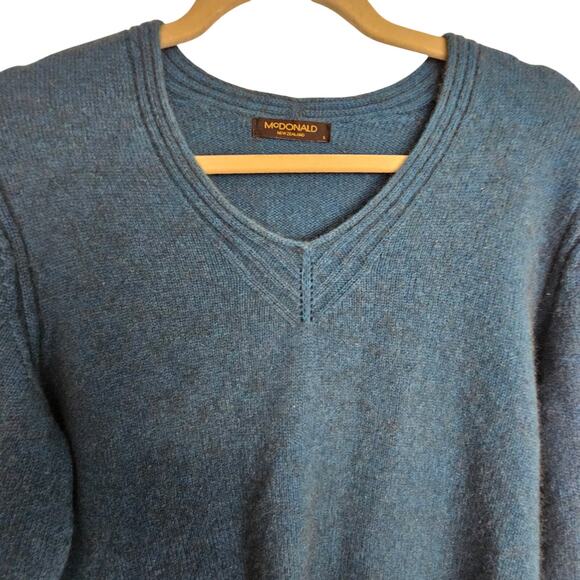 McDonald New Zealand Womens Wool Sweater Size L Classic Preppy Quiet Luxury Ivy - Picture 2 of 7